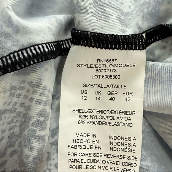 Swim Solutions Tankini Bikini Top Womens 12 Blue Snake Print NWT - Princess Seam - Picture 7 of 11